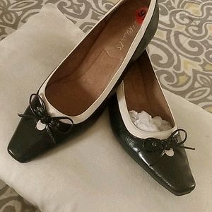 Comfortable and stylish Aerosole pumps